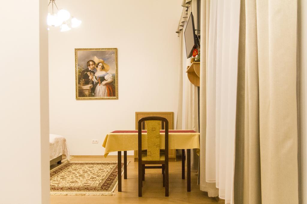 بودابست Authentic Klauzal Apartment المظهر الخارجي الصورة